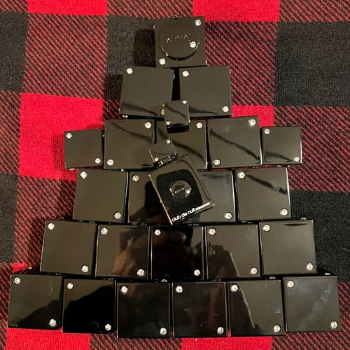 Customer photo review of Armaf Club de Nuit Intense Men Eau De Parfum Spray 6.8 oz