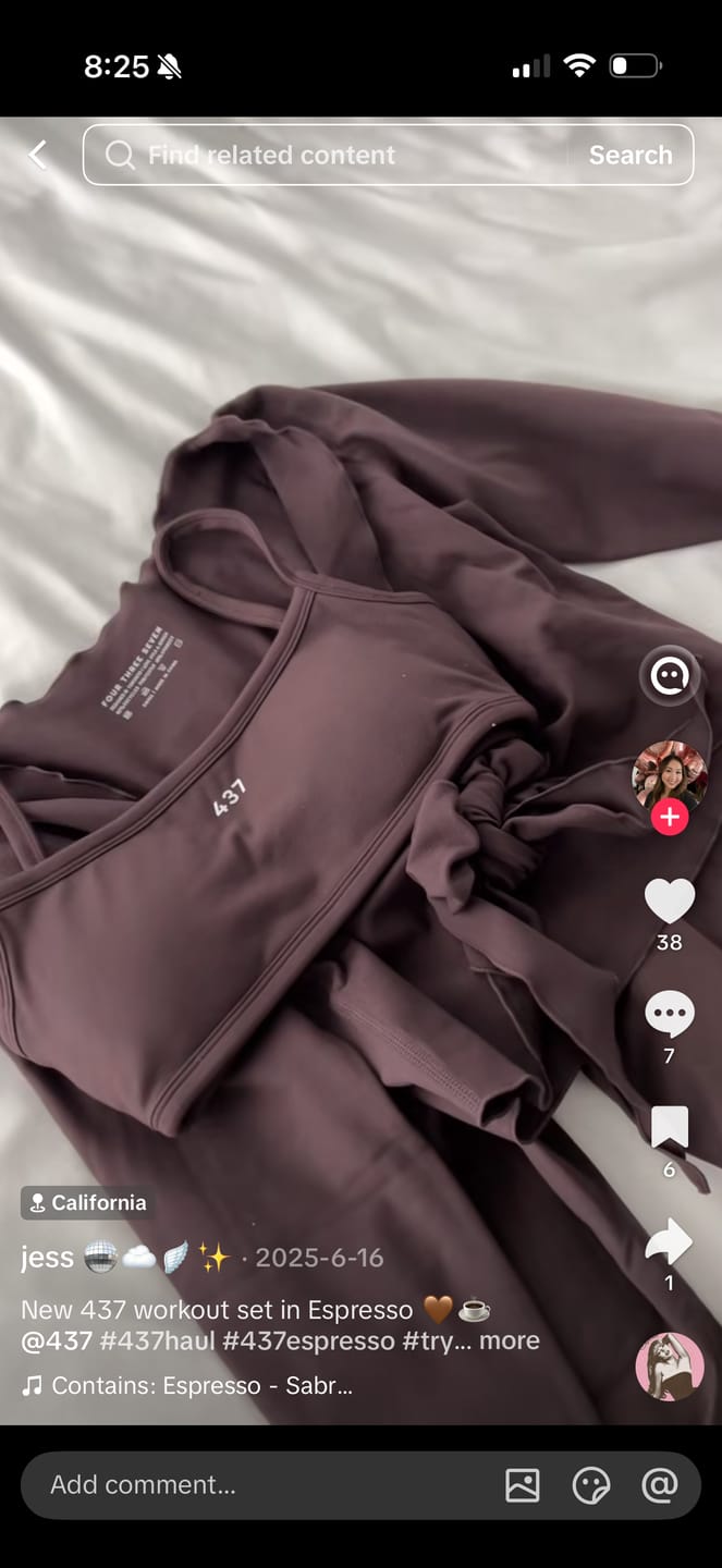 Customer photo review of The Scrunch Short / Black