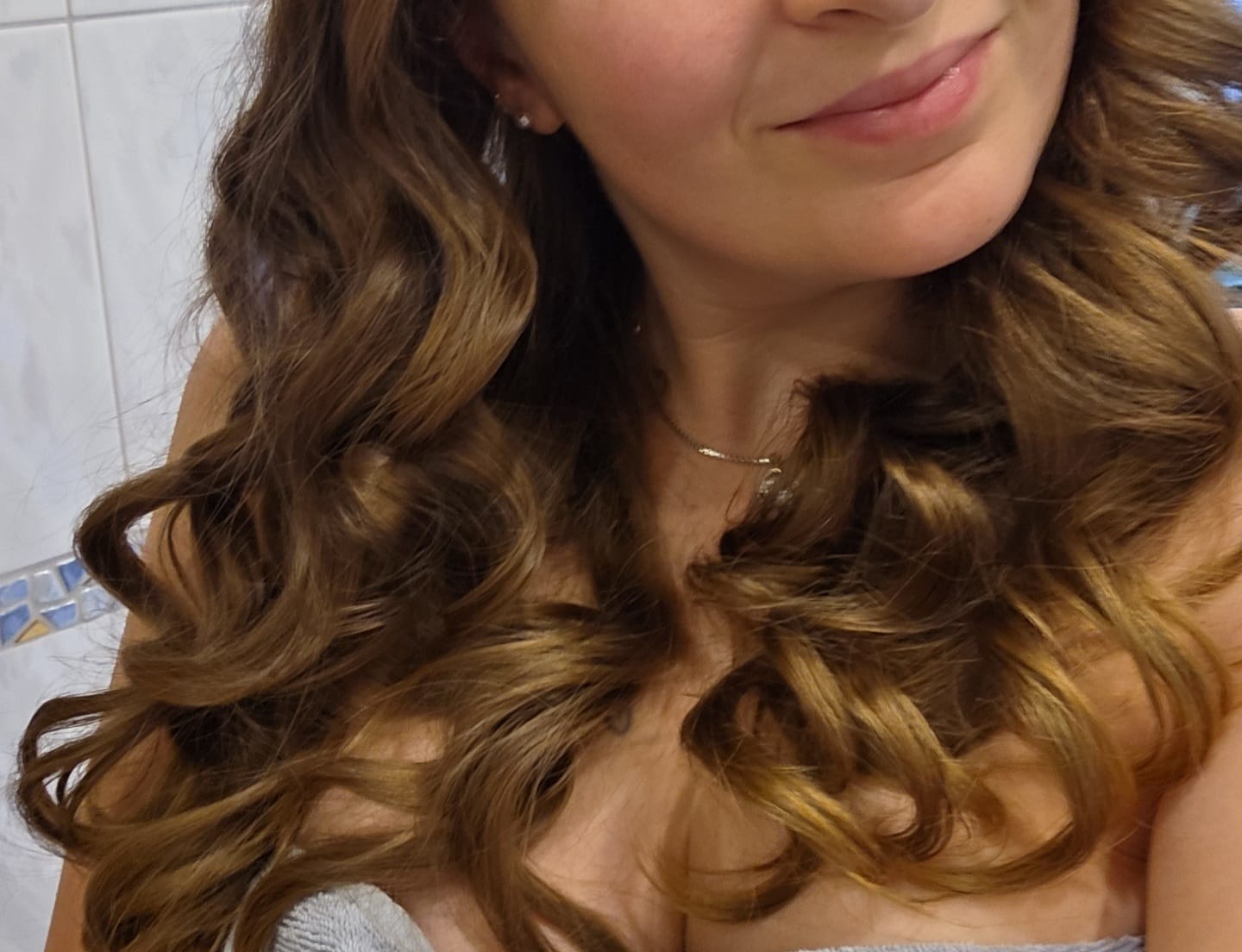 Customer photo review of Lockenband - Black  I Original Velvet