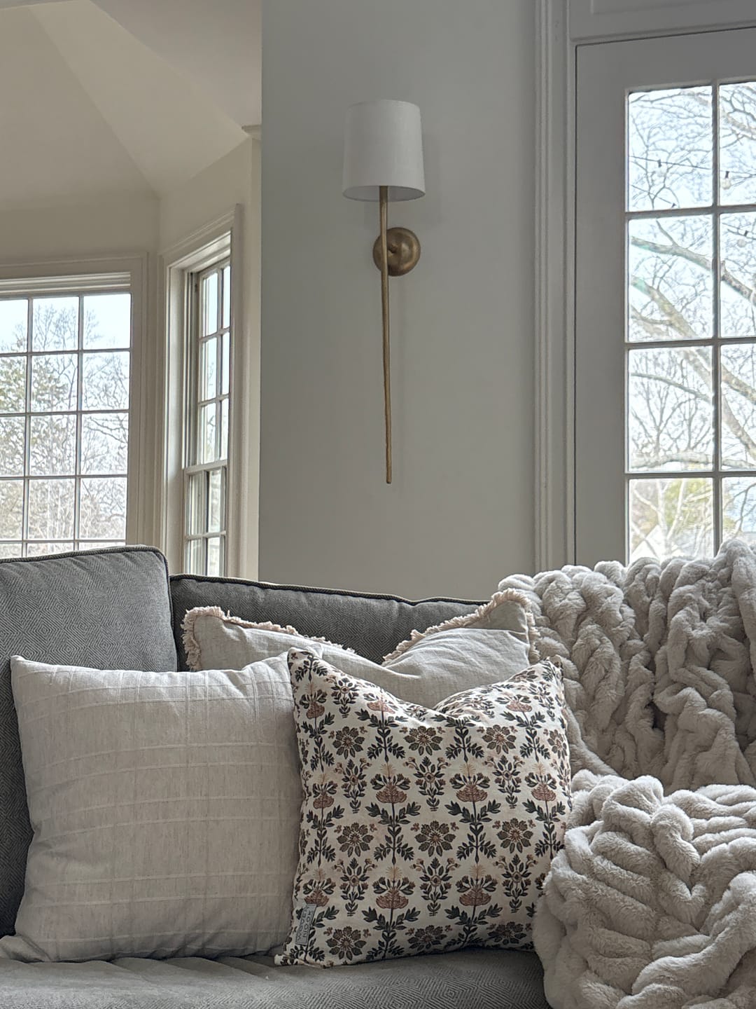Customer photo review of Fannie - 18" | 22"