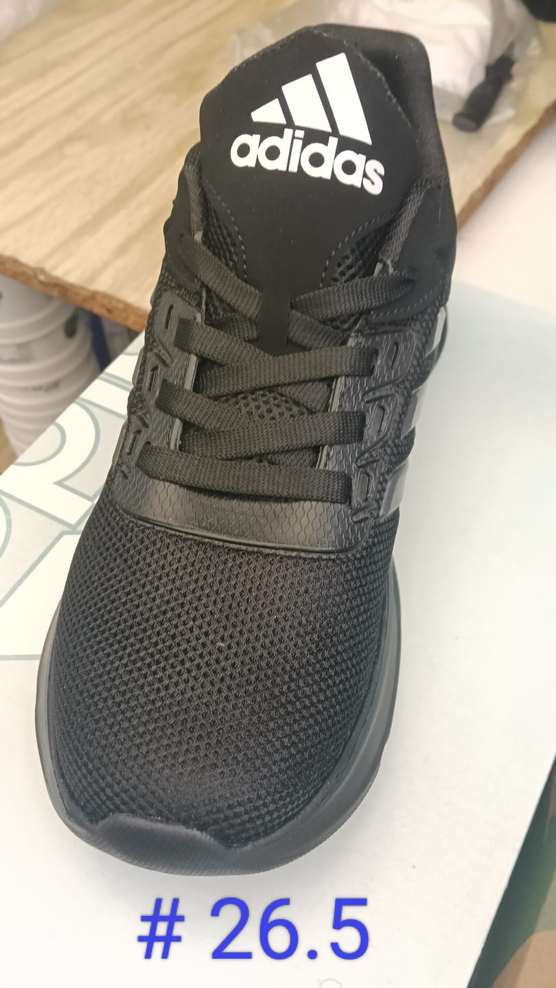 Customer photo review of Tenis 510 Negro Oxford