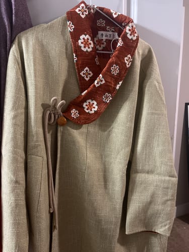 Customer photo review of (Presale) Zao Qiu 早秋 Early Autumn Modernized Tang Double Lined Pi Ao Coat