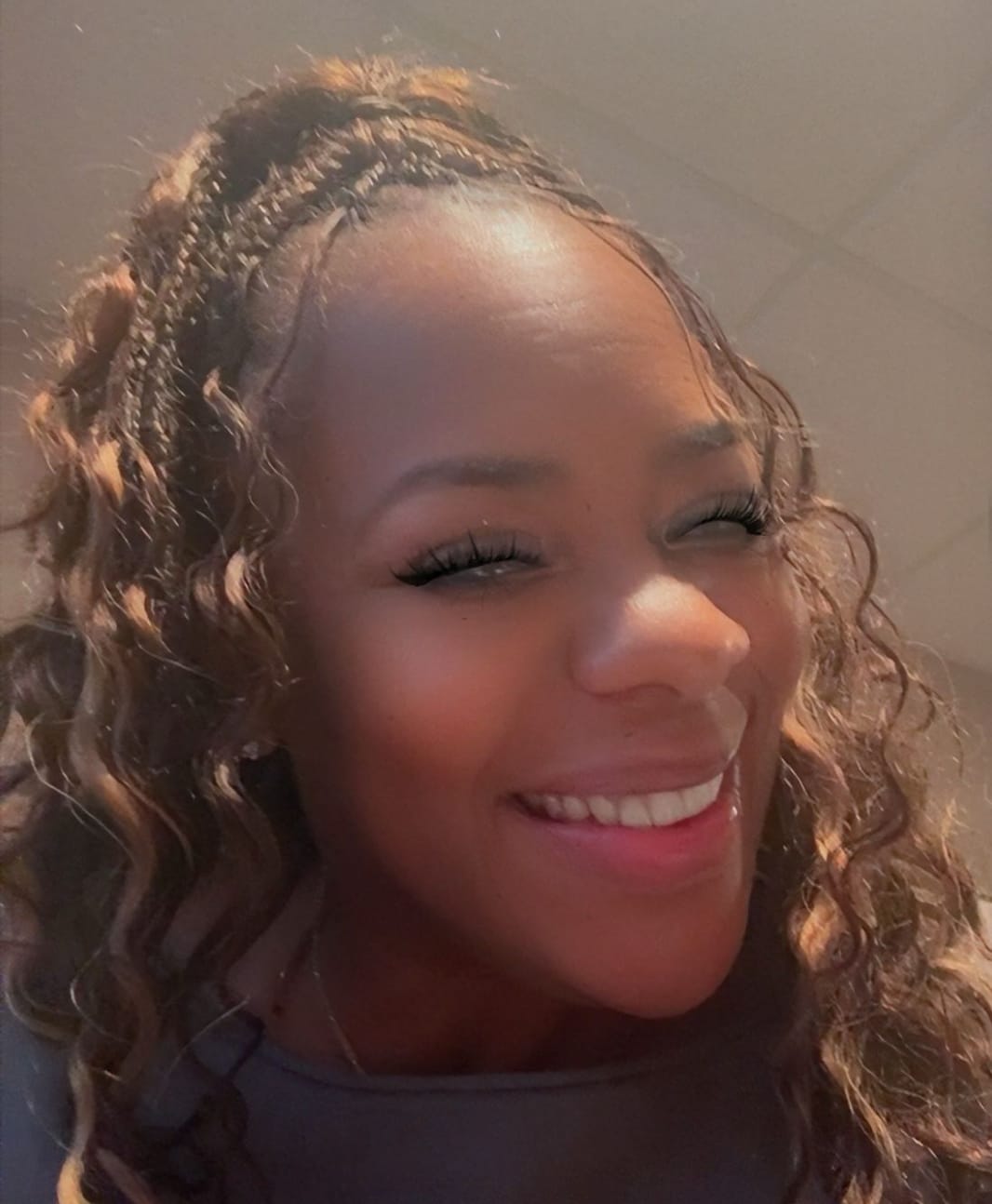 Customer photo review of Double Drawn Burmese Color #4 Medium Brown Deep Wave Human Hair Bulk