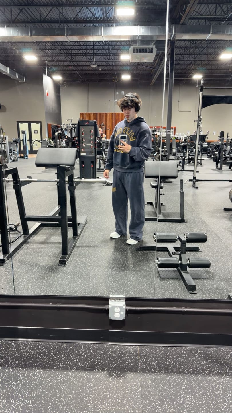 Customer photo review of 5167 - Gold's Iron Legacy Crest Hoodies