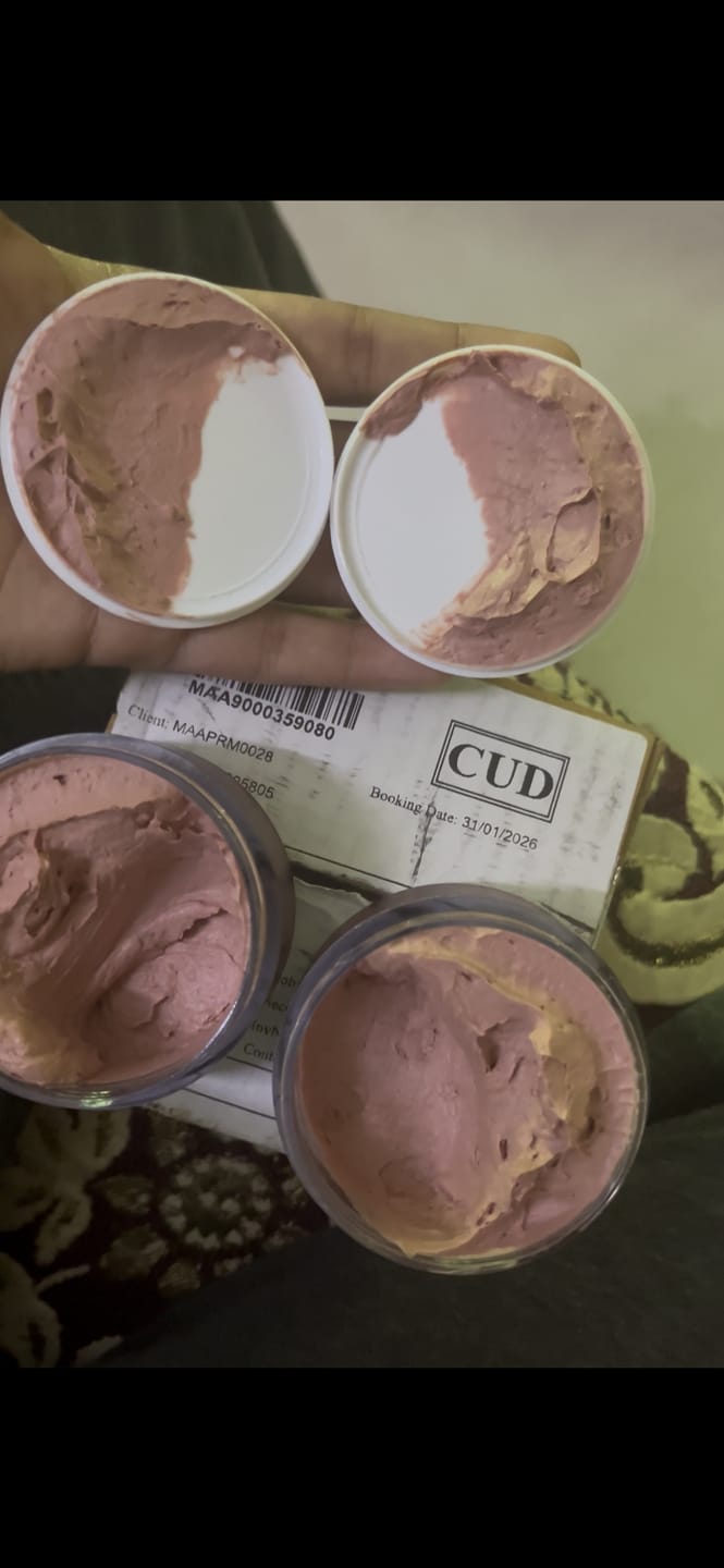 Customer photo review of Beetroot, Rosewater & Green Tea - Intense Glow & Brightening Face Pack - 50g