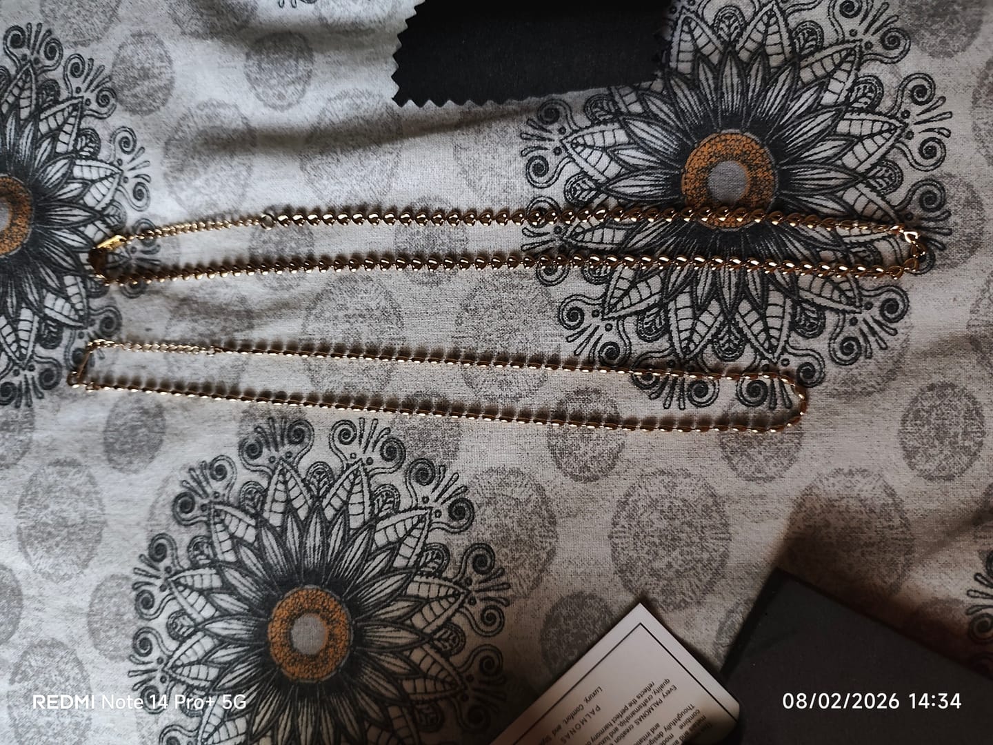 Customer photo review of Heart Link Chain Necklace