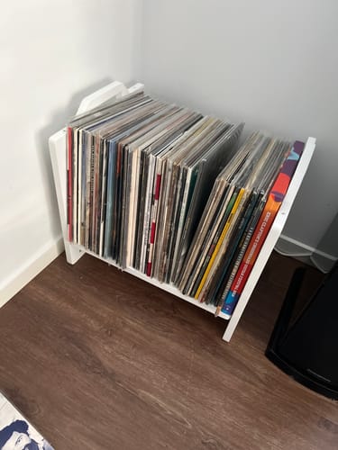 Customer photo review of Aurala 140 - Modular Vinyl Record Shelf (White)