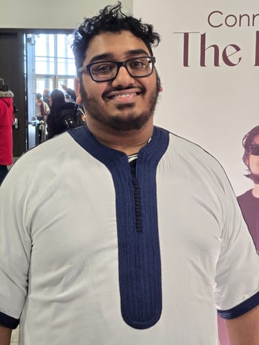 Customer photo review of WHITE NAVY MOROCCAN THOBE