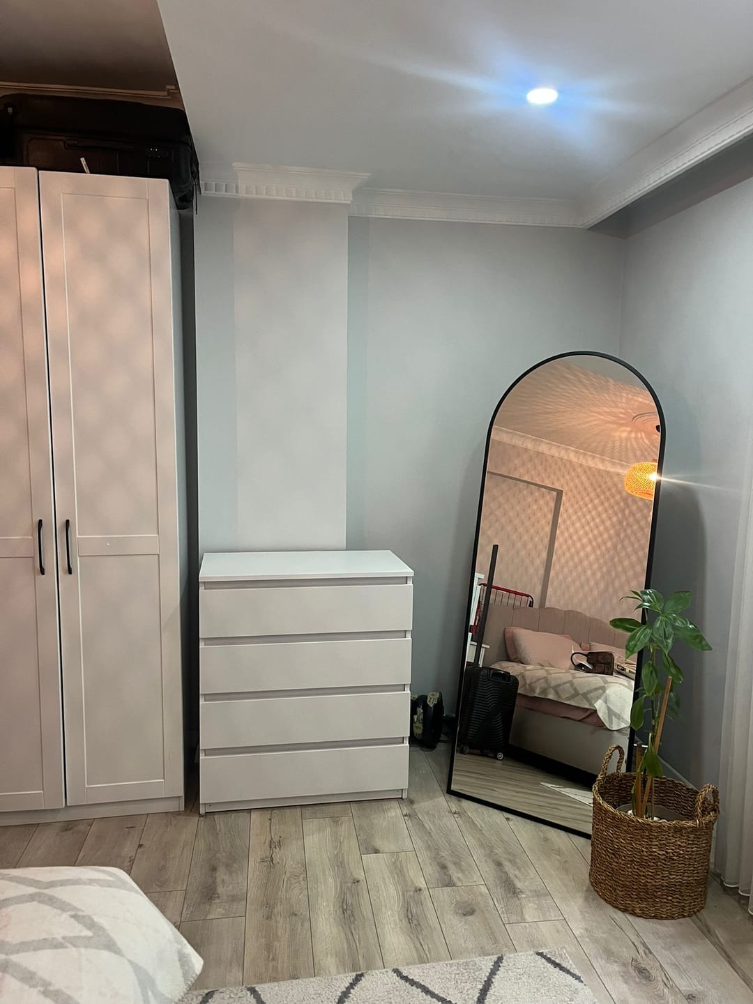 Customer photo review of Rani BE102 Şifonyer 4 Çekmeceli Yatak Odası Bebek Odası Beyaz 91 x 80 Cm