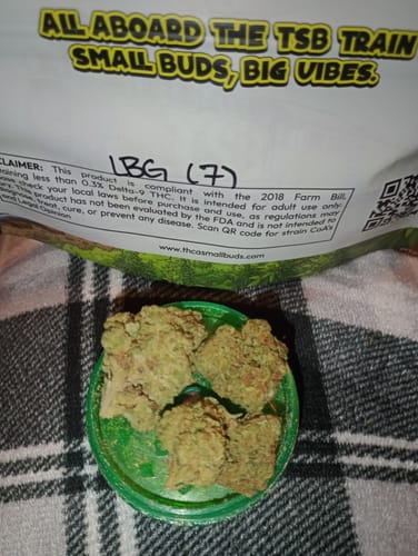 Customer photo review of Larry Bird Gelato THCA Flower