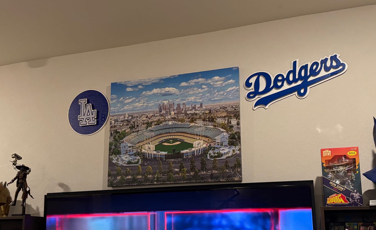Customer photo review of Los Angeles Dodgers CRAFT SERIES 3D Embossed Metal Wall Art
