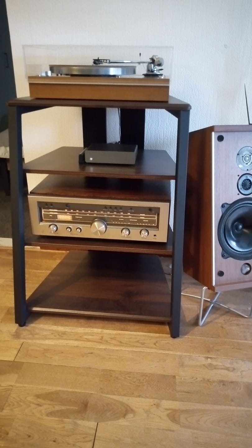 Customer photo review of Eiffel AS07 Record Player Stand