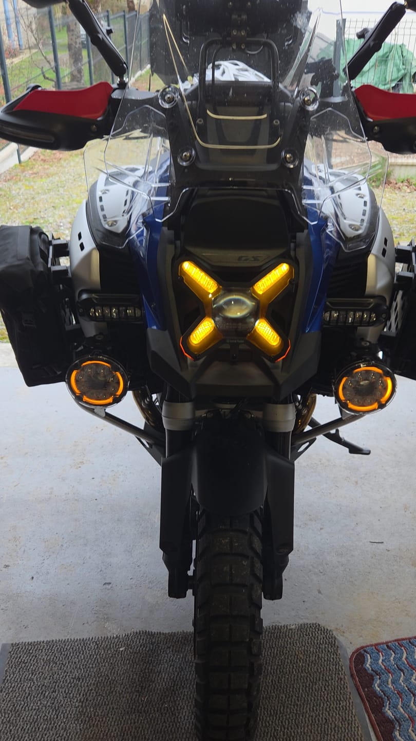 Customer photo review of Headlight Guard Kit for BMW R1300GS / R1300GS Adventure