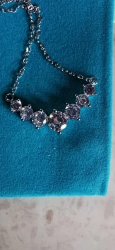 Customer photo review of Moissanite Necklace for Woman Wedding Fine Jewely with Certificates 925 Sterling Sliver Plated 18k White Gold Necklace