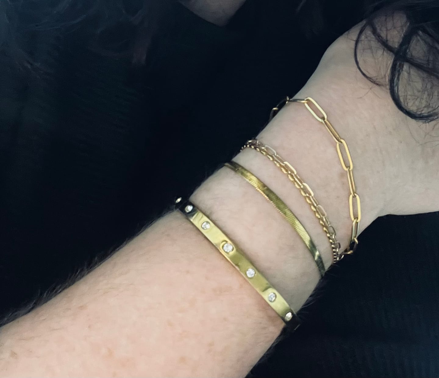 Customer photo review of Paperclip Gold Bracelet