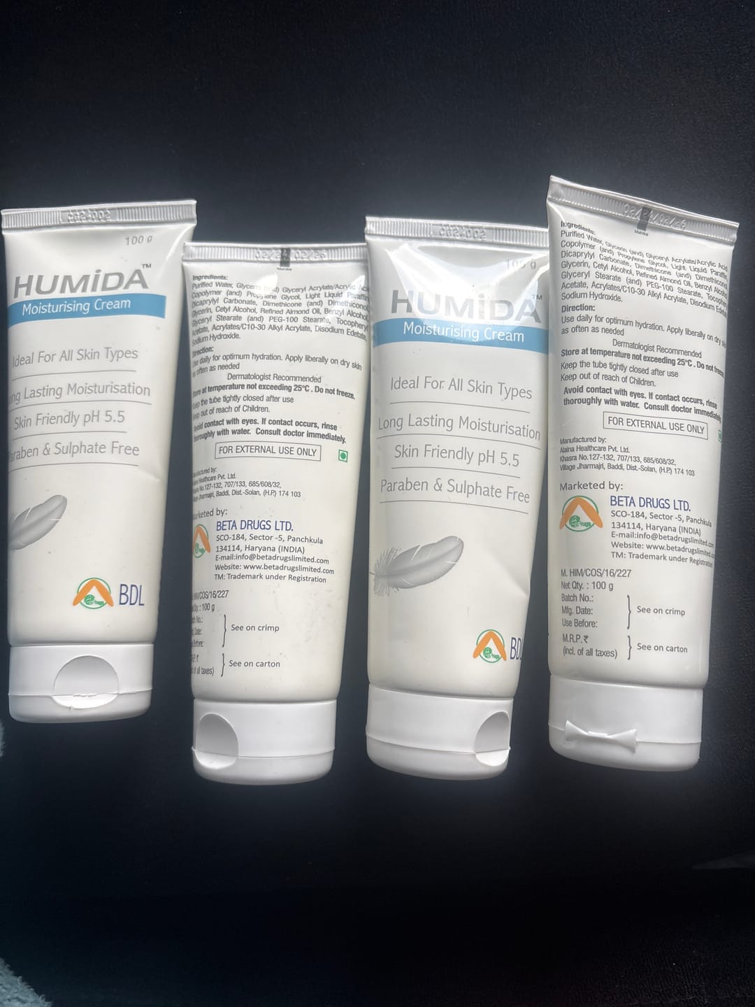 Customer photo review of Humida Moisturising Cream