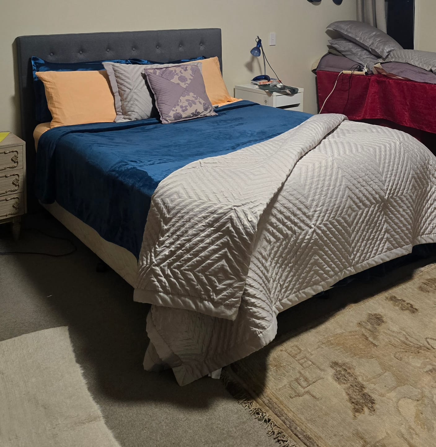 Customer photo review of Muscle Mat Easy-Make Luxury Bed Sheet Set