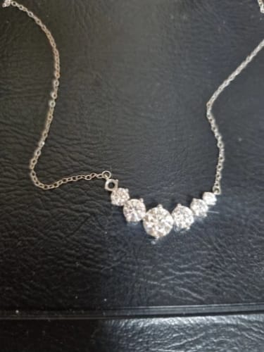 Customer photo review of Moissanite Necklace for Woman Wedding Fine Jewely with Certificates 925 Sterling Sliver Plated 18k White Gold Necklace