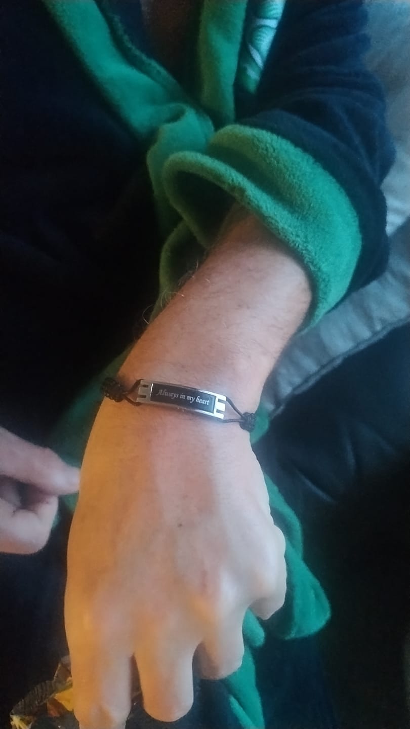 Customer photo review of Cremation Urn Bracelet "Always in my heart" Memorial Jewelry-A033