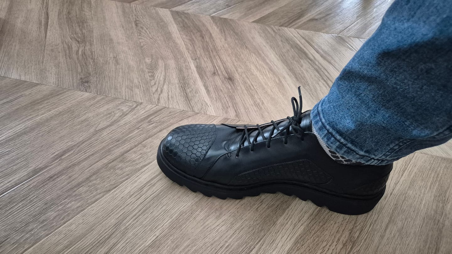 Customer photo review of "Rodas"