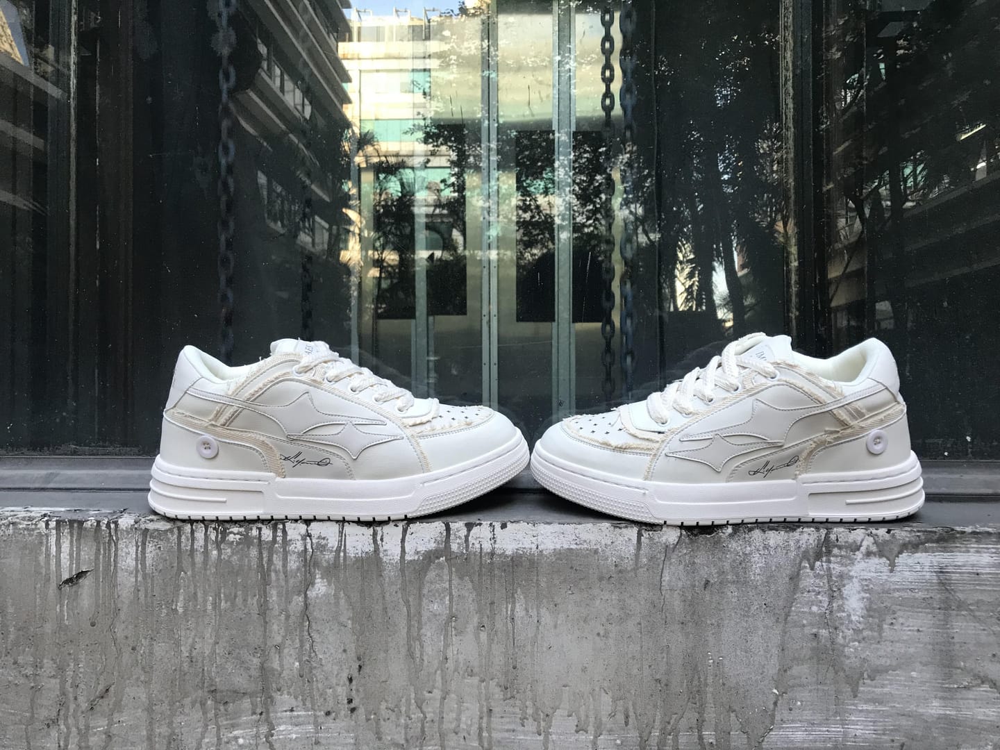 Customer photo review of Thesupermade Casual White Board Shoes - 1466