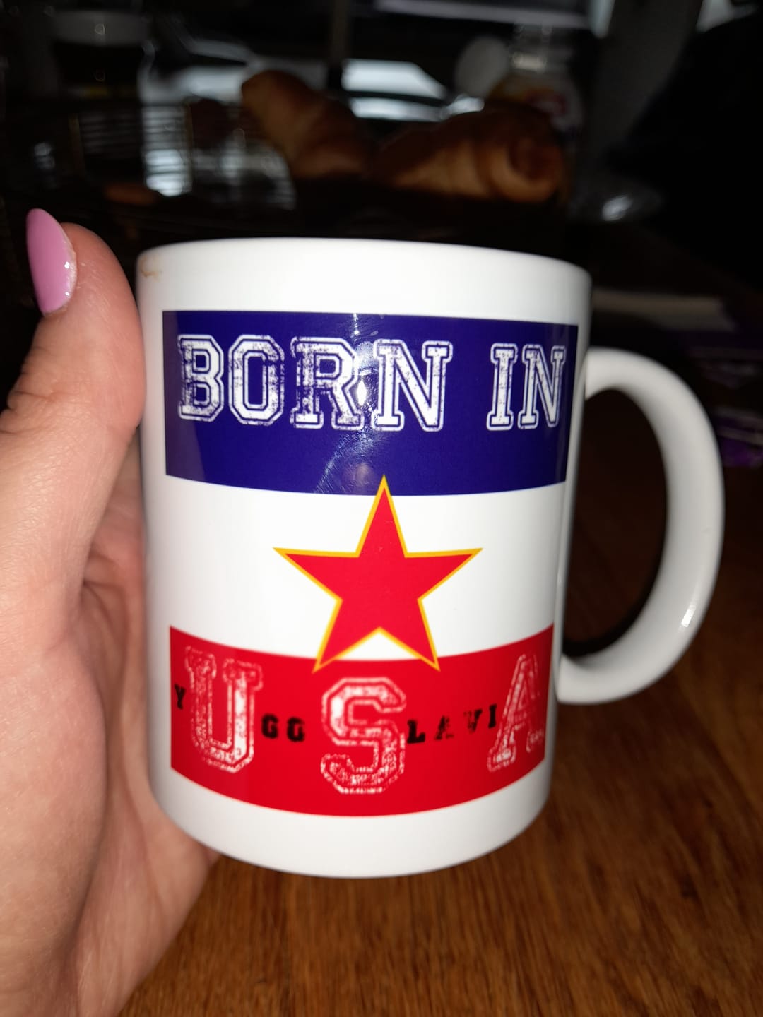 Customer photo review of Born in Yugoslavia Tasse
