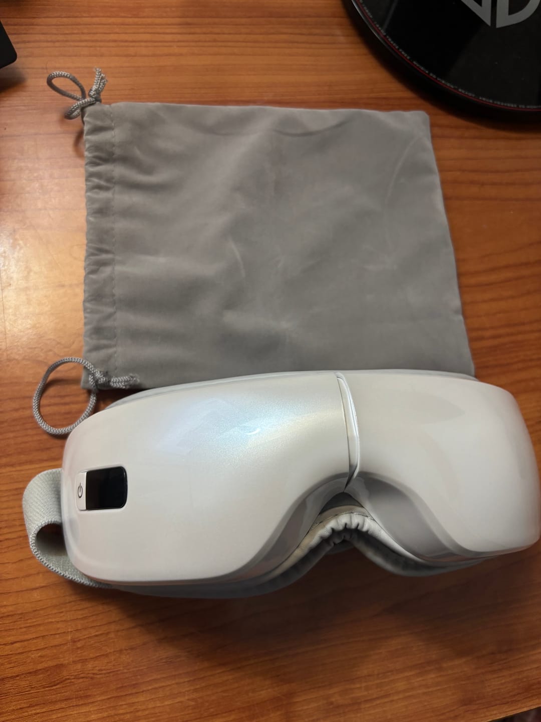 Customer photo review of NivaEye Massager