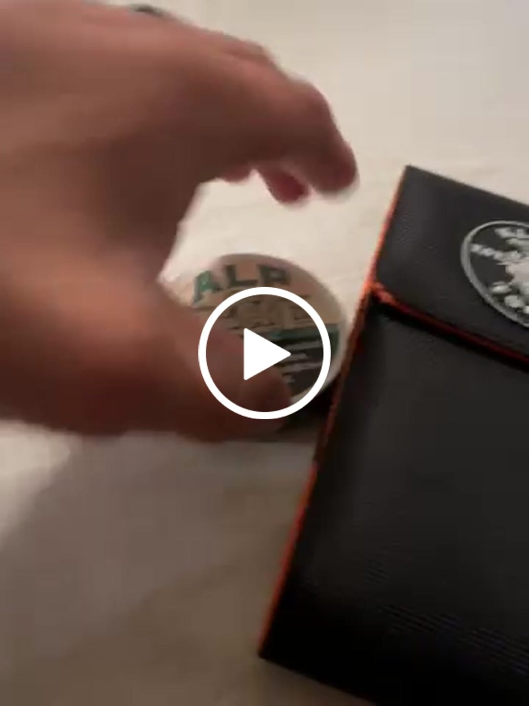Customer video review of Classic Nicotine Pouches