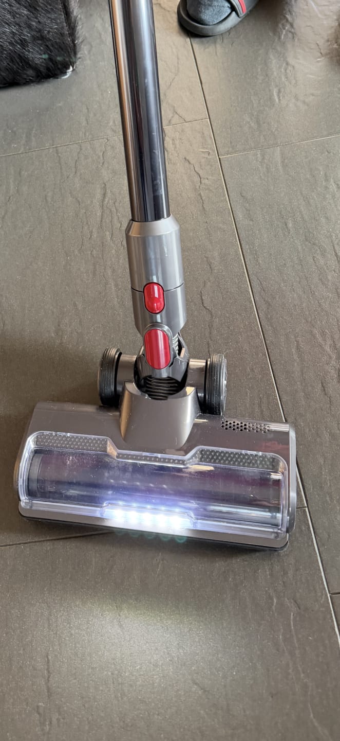 Customer photo review of Dripl Vision LED Aufsatz passend für Dyson