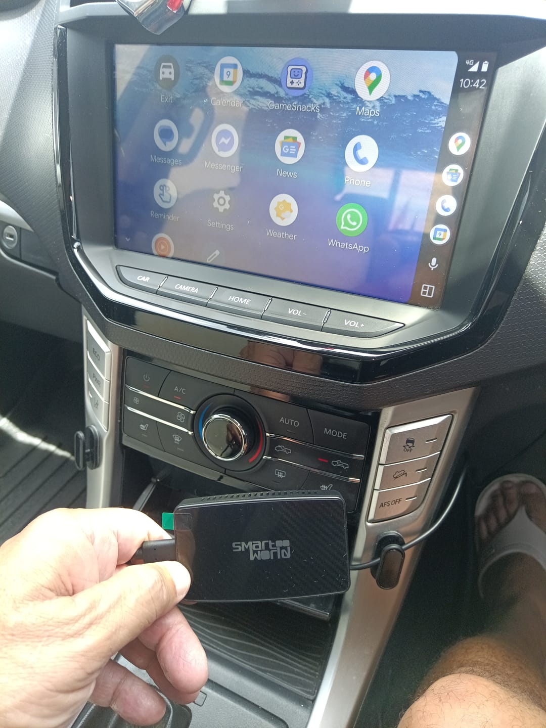 Customer photo review of CP-AA Video All-in-One Wireless CarPlay and Android Auto Solution with Built-in YouTube Netflix IPTV Spotify and Youtube Music Apps, USB Playback, and Factory Control Compatibility