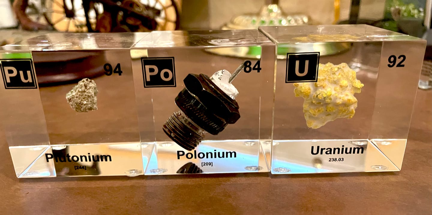 Customer photo review of Uranium Element Cube (2inch Autunite)