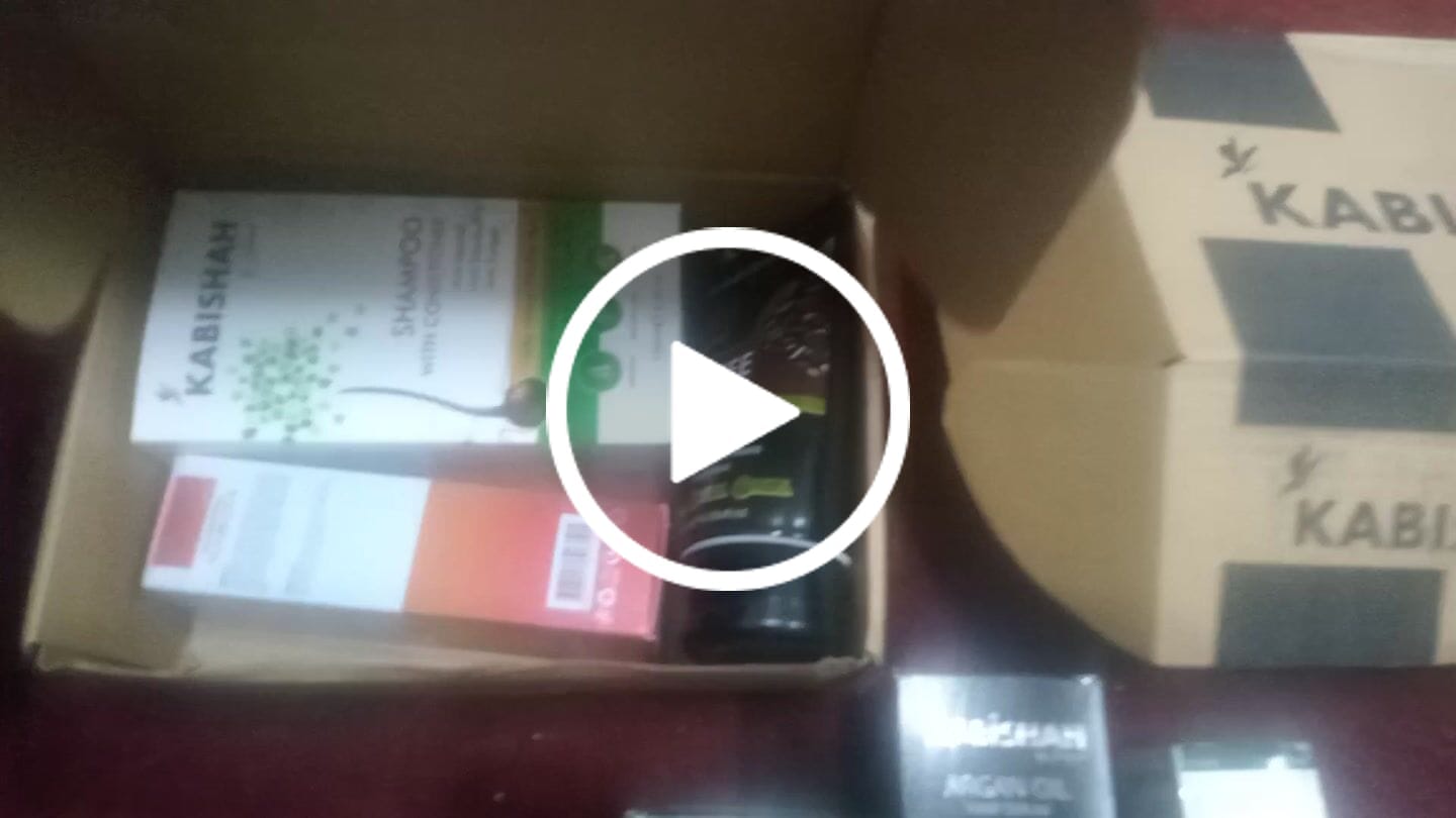 Customer video review of Coffee Body Scrub - Exfoliates, Removes Tan & Reduces Stretch Marks