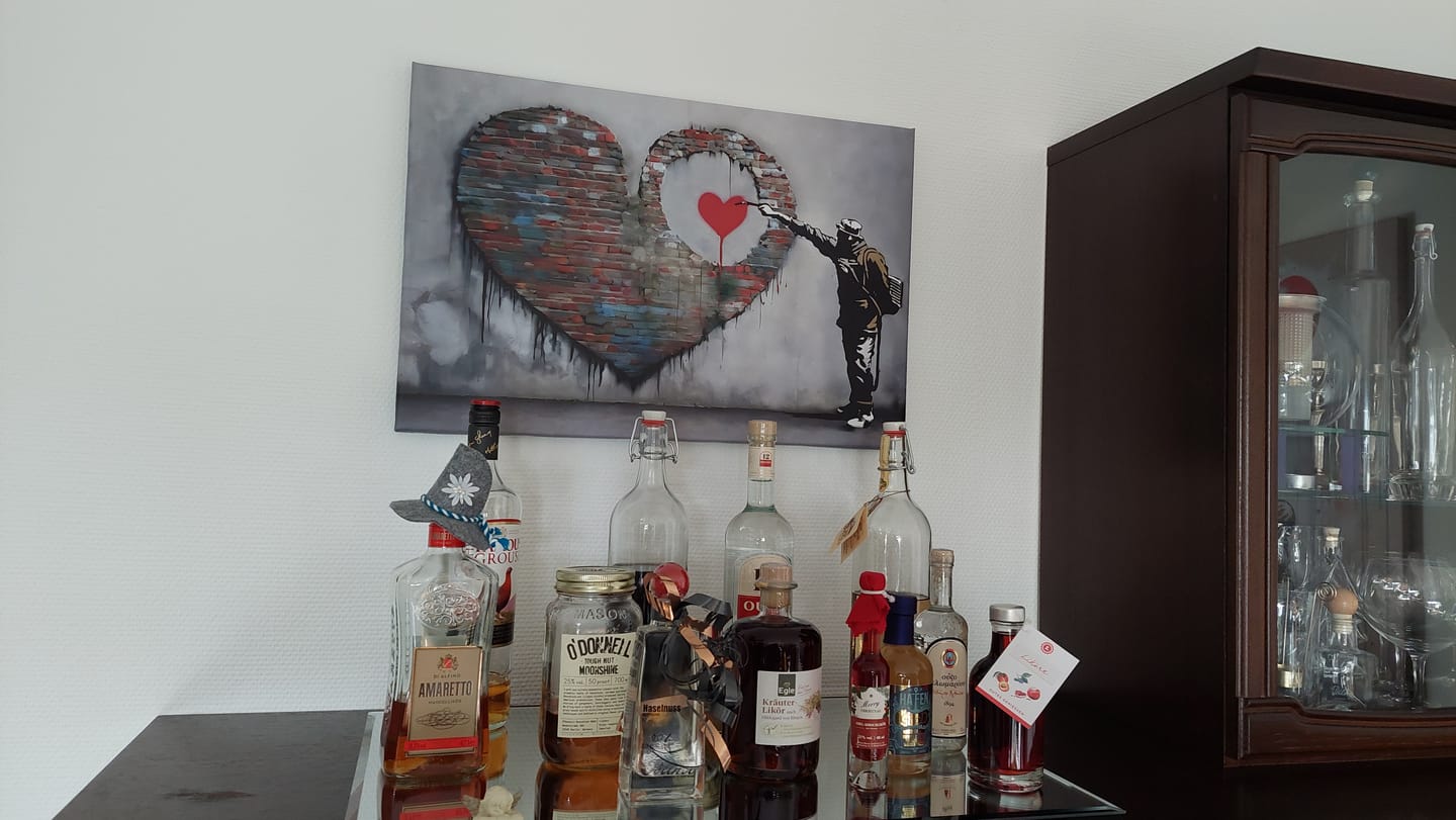 Customer photo review of Leinwandbild Banksy großes Herz abstrakt Querformat