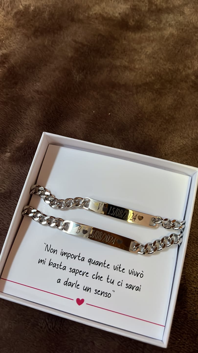 Customer photo review of Coppia di Bracciali Amore Eterno Personalizzati con incisione