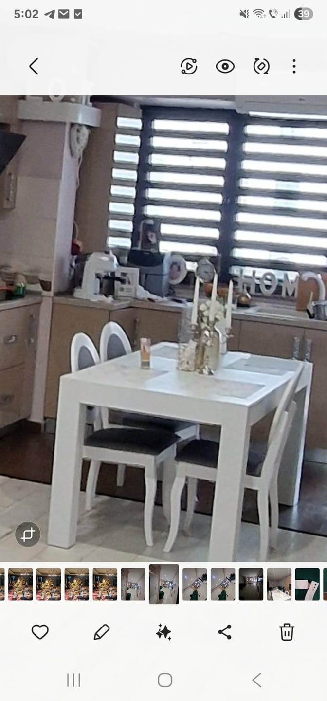 Customer photo review of Scaun dining VELO, gri/alb, stofa catifelata/lemn, 44x53x96 cm