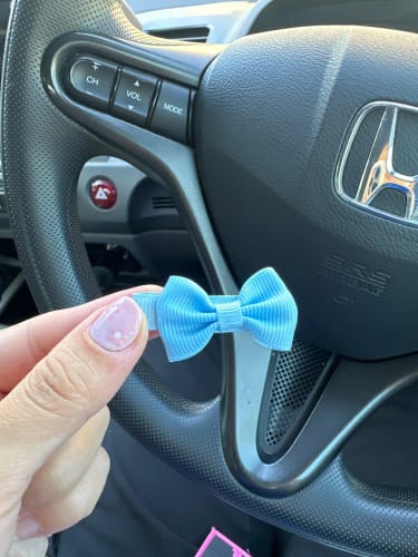 Customer photo review of 30 colored random bow fabric hair clips suitable for daily use as hair accessories