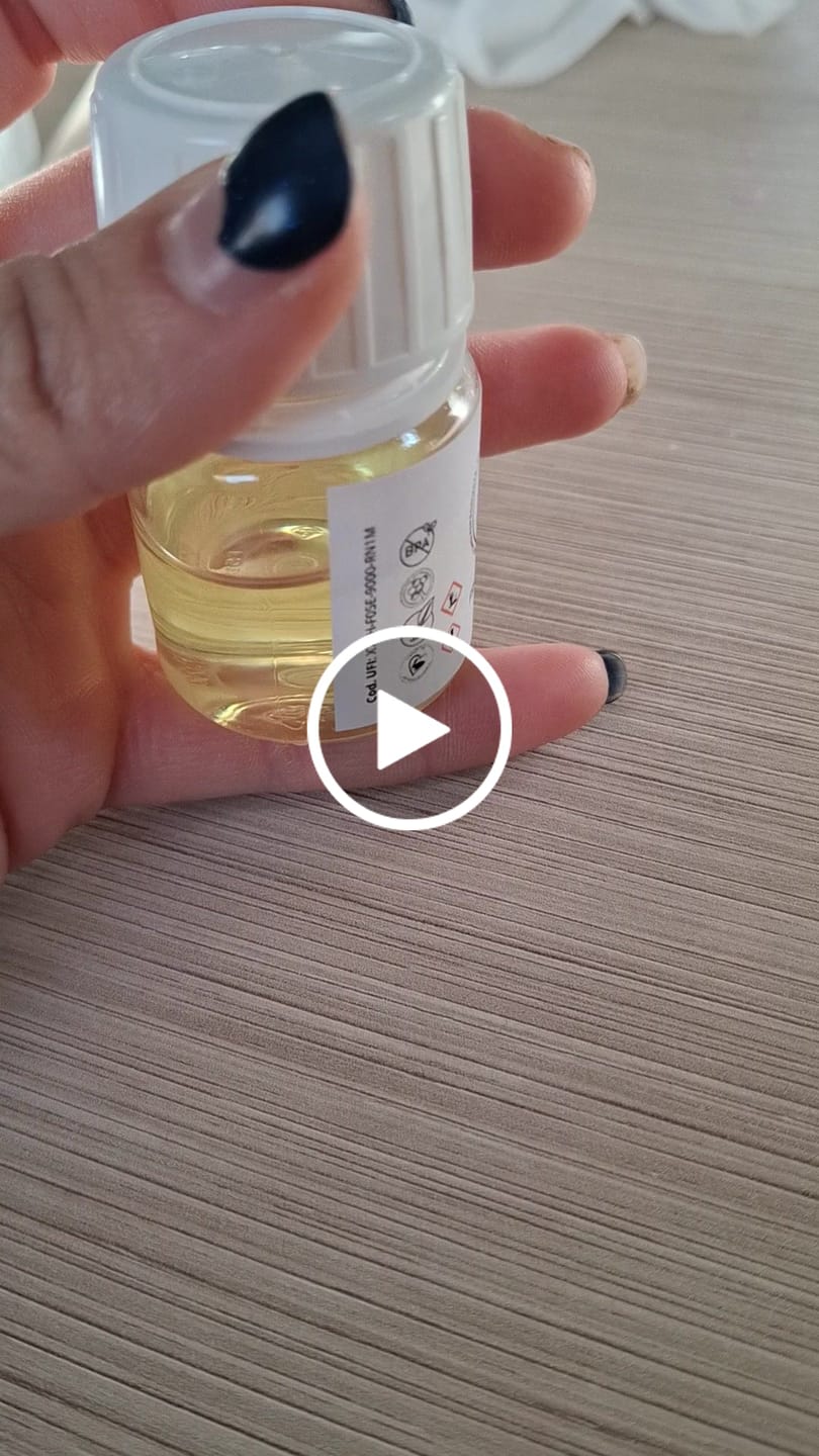 Customer video review of Fragancia FRESA & NATA