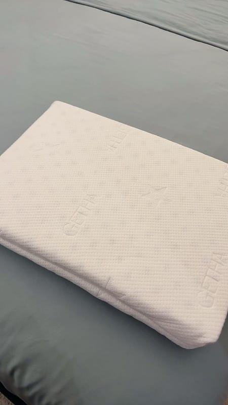 Customer photo review of Getha Sleepy Kids Latex Pillow