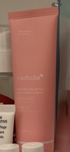 Customer photo review of Mitrinošs krēms ar PDRN un hialuronskābi Medicube PDRN Pink Hyaluronic Moisturizing Cream