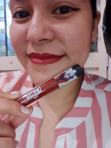 Customer photo review of Labial Líquido Mate Cruella