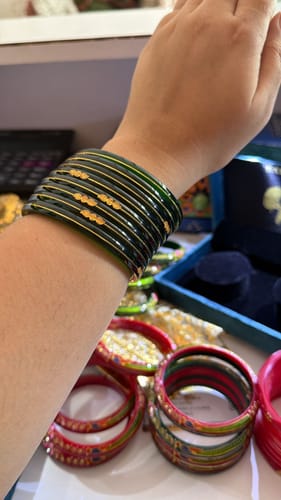 Customer photo review of “Hallmark Green Divya Shringar Bangle” (Pack of 1 Pair) (2 pis)