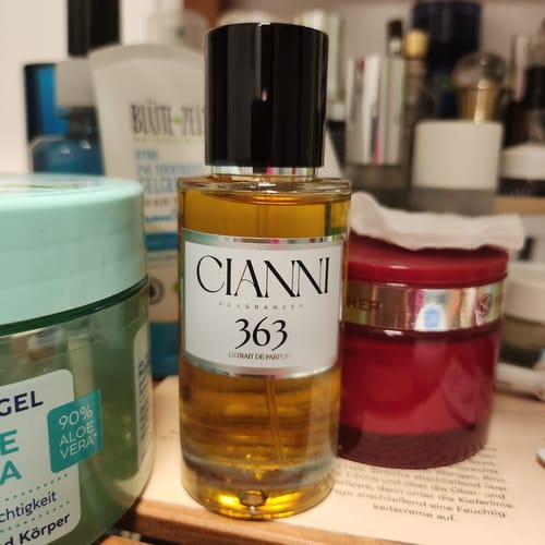 Customer photo review of 939 - The Next Look