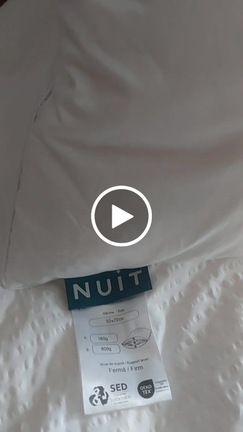 Customer video review of Pernă Plume Puf