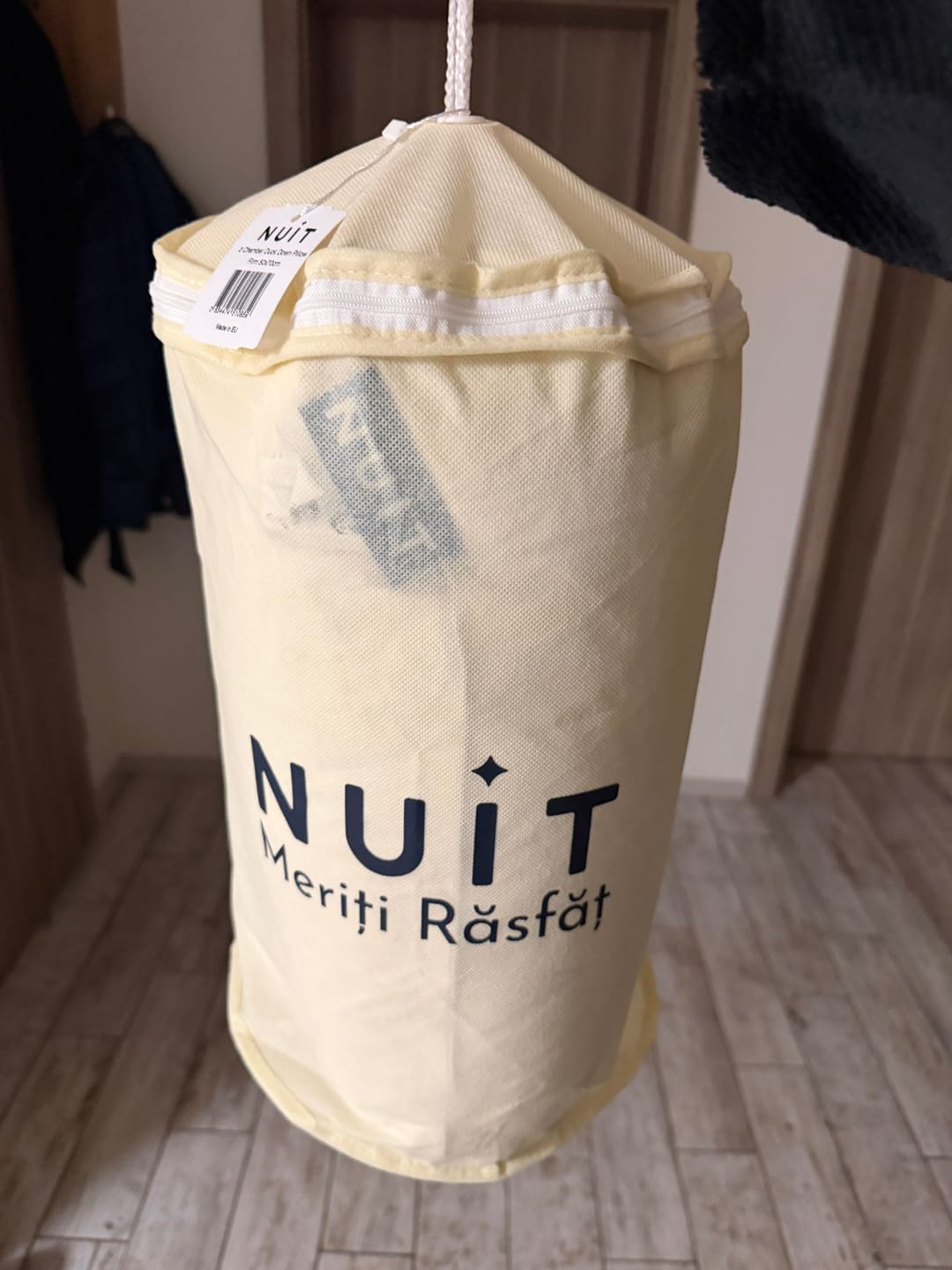 Customer photo review of Pernă Plume Puf