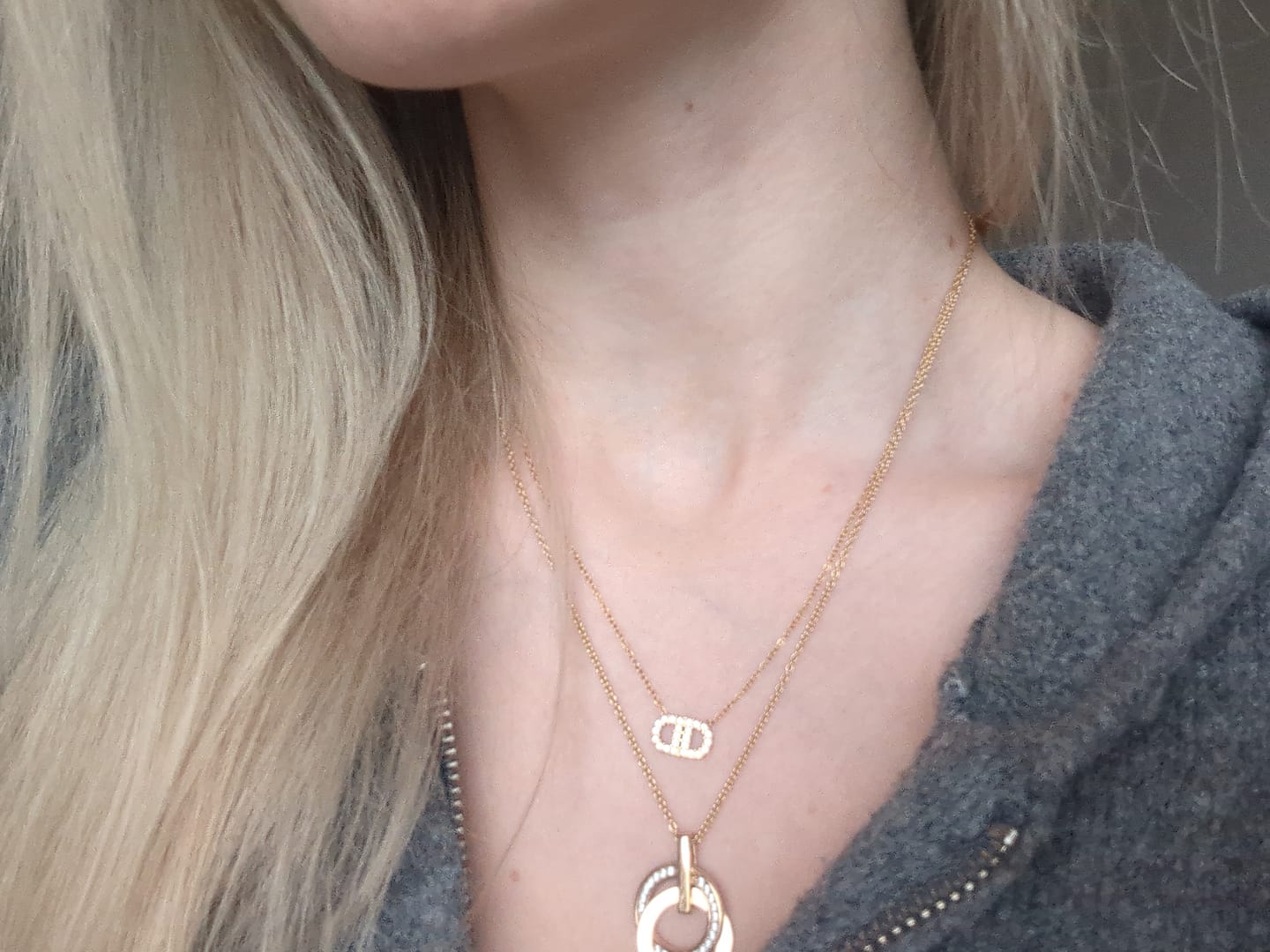 Customer photo review of Deluxe Pave Armband 14K Vergoldet
