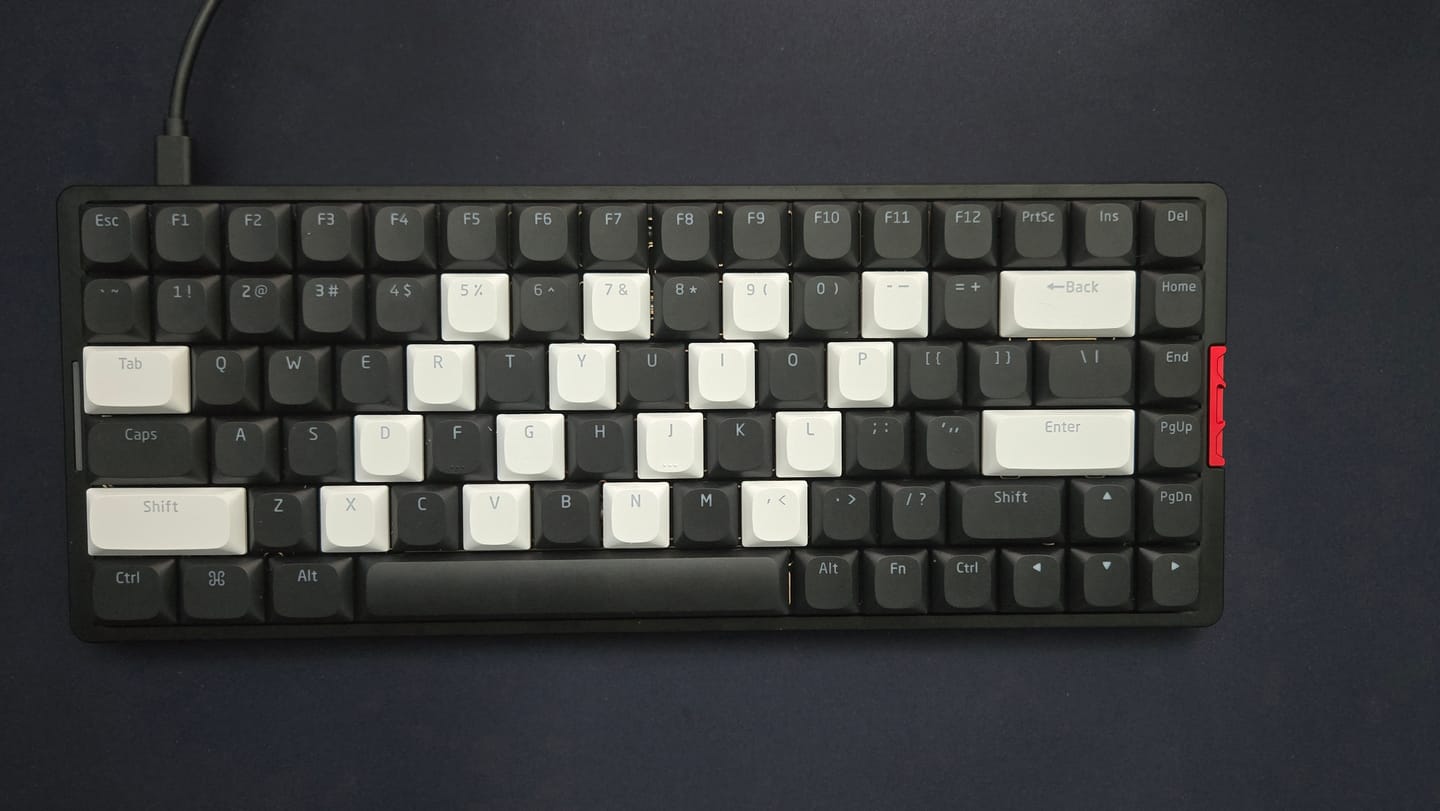 Customer photo review of IQUNIX MQ80 Aluminum Low Profile Mechanical Keyboard