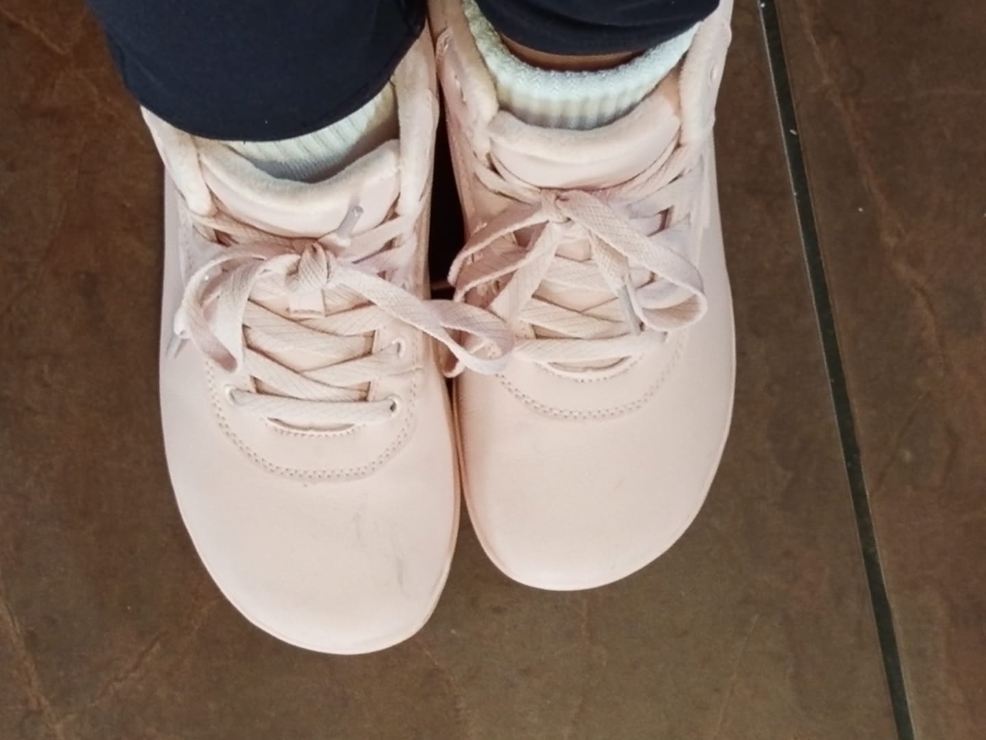 Customer photo review of Spruce - Zapatos Barefoot De Invierno