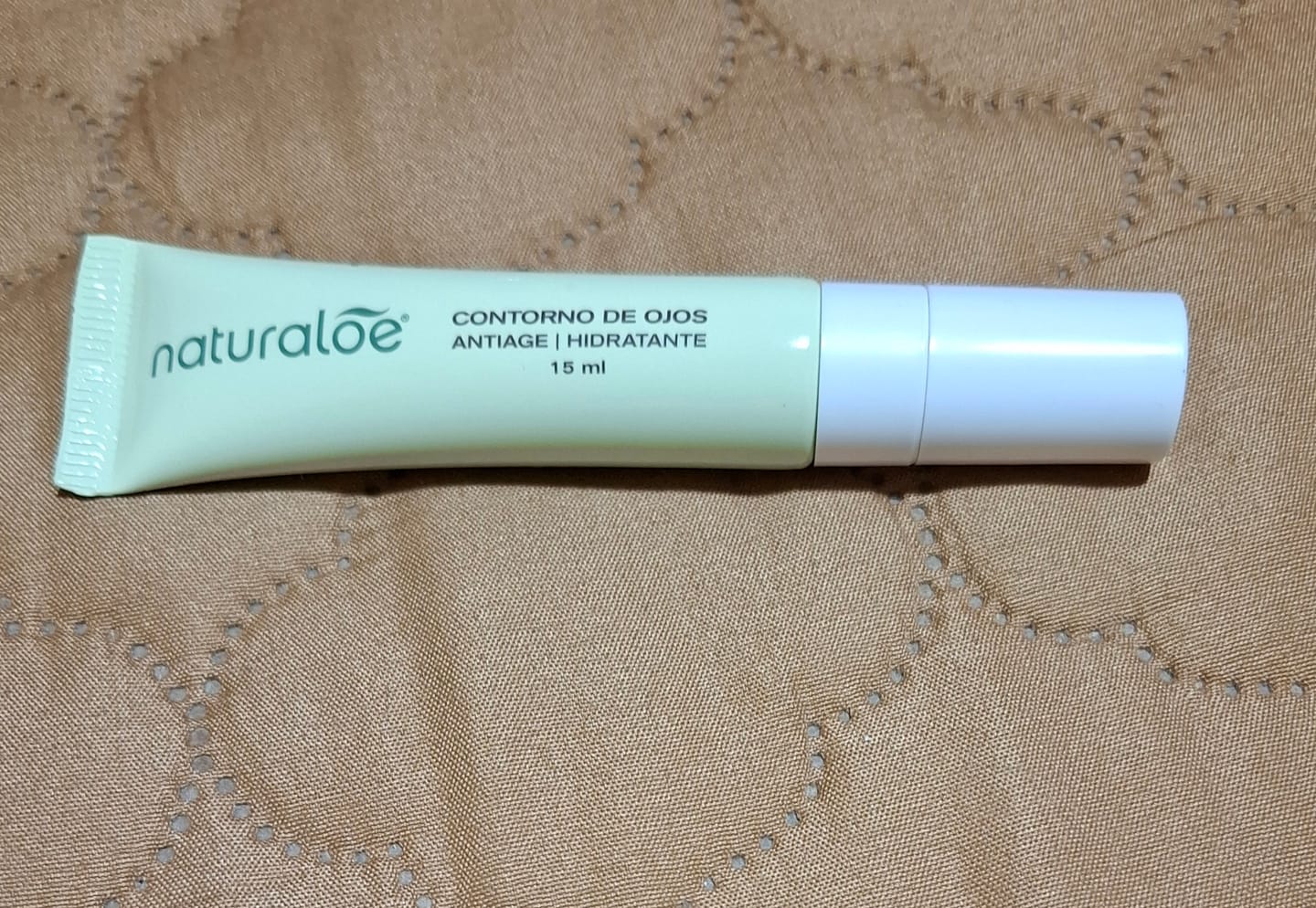 Customer photo review of ¡Nuevo! Contorno de Ojos Antiage 15ml