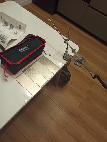 Customer photo review of 🎁Hot Sale🔥 -PRO KNIFE Sharpener With 7 Whetstones( Hot Sale - 50% OFF)