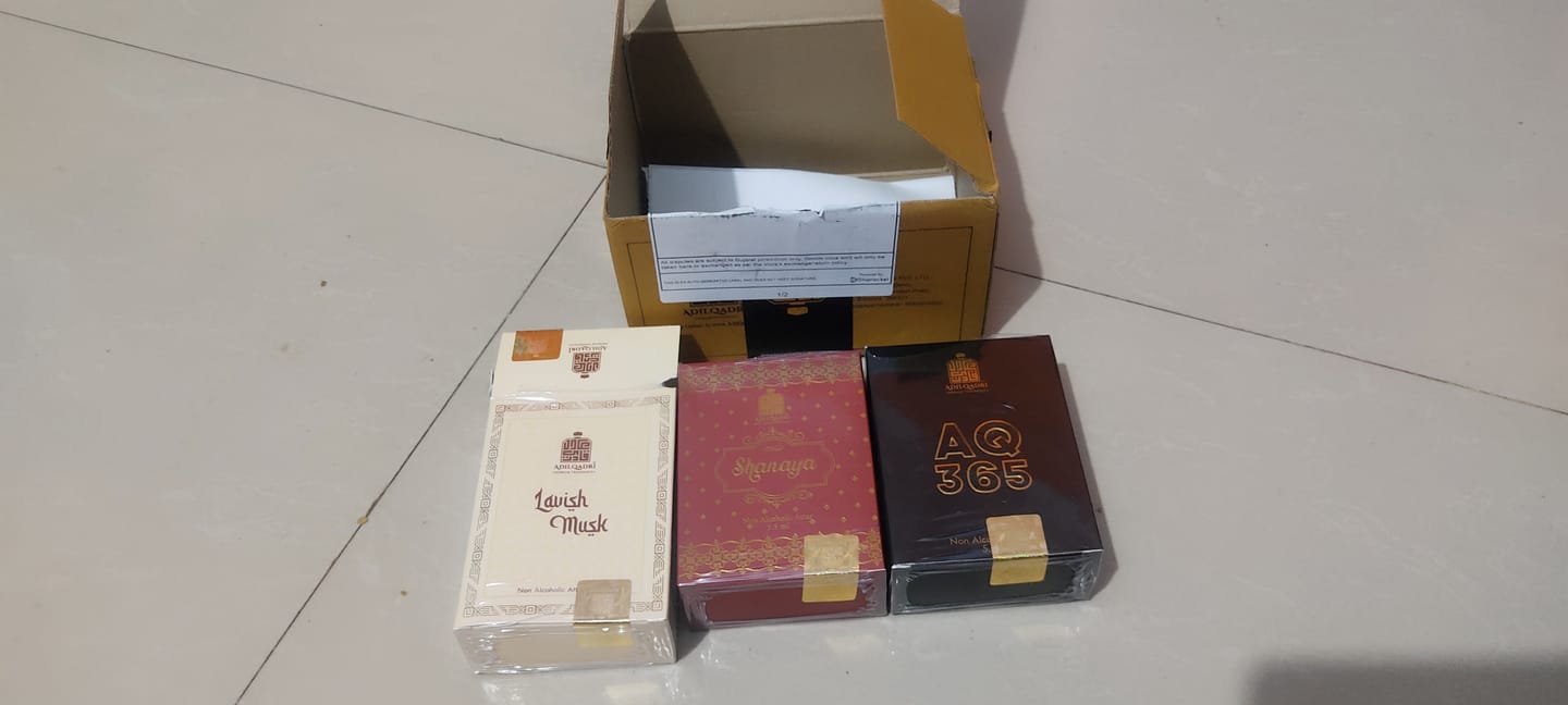 Customer photo review of Lavish Musk Luxury Attar Perfume